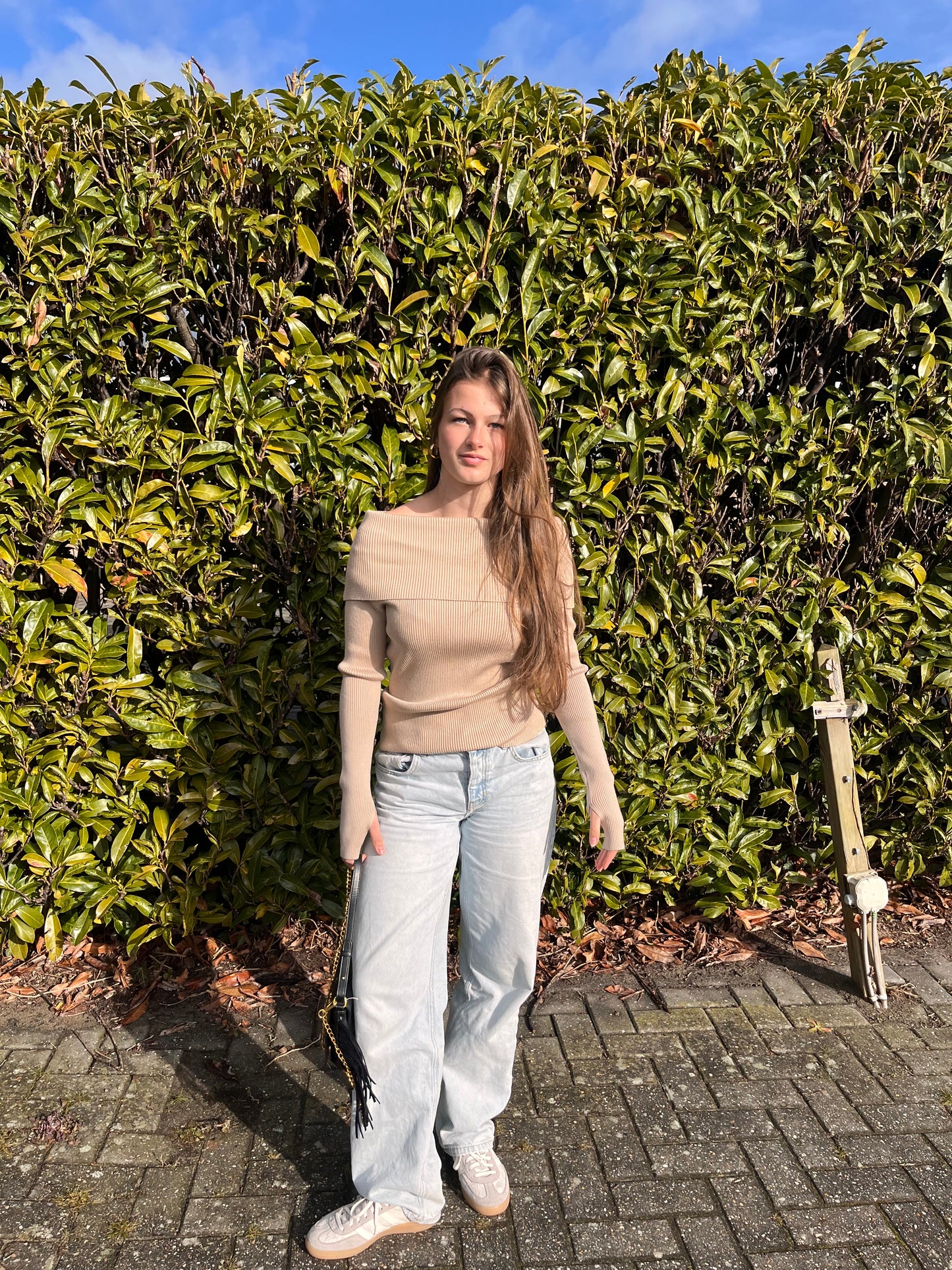 Trui off-shoulder Eva