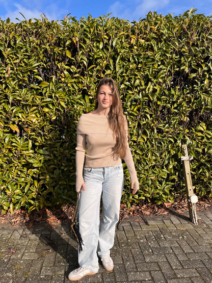 Trui off-shoulder Eva